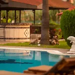 Golden Moon Hotel 3*