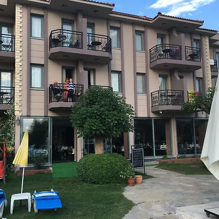 Hotel Golden Moon 3*