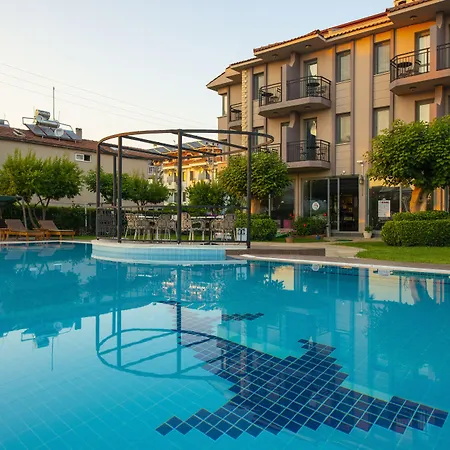 Hotel Golden Moon 3*