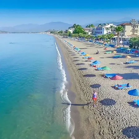 Hotel Golden Moon 3*